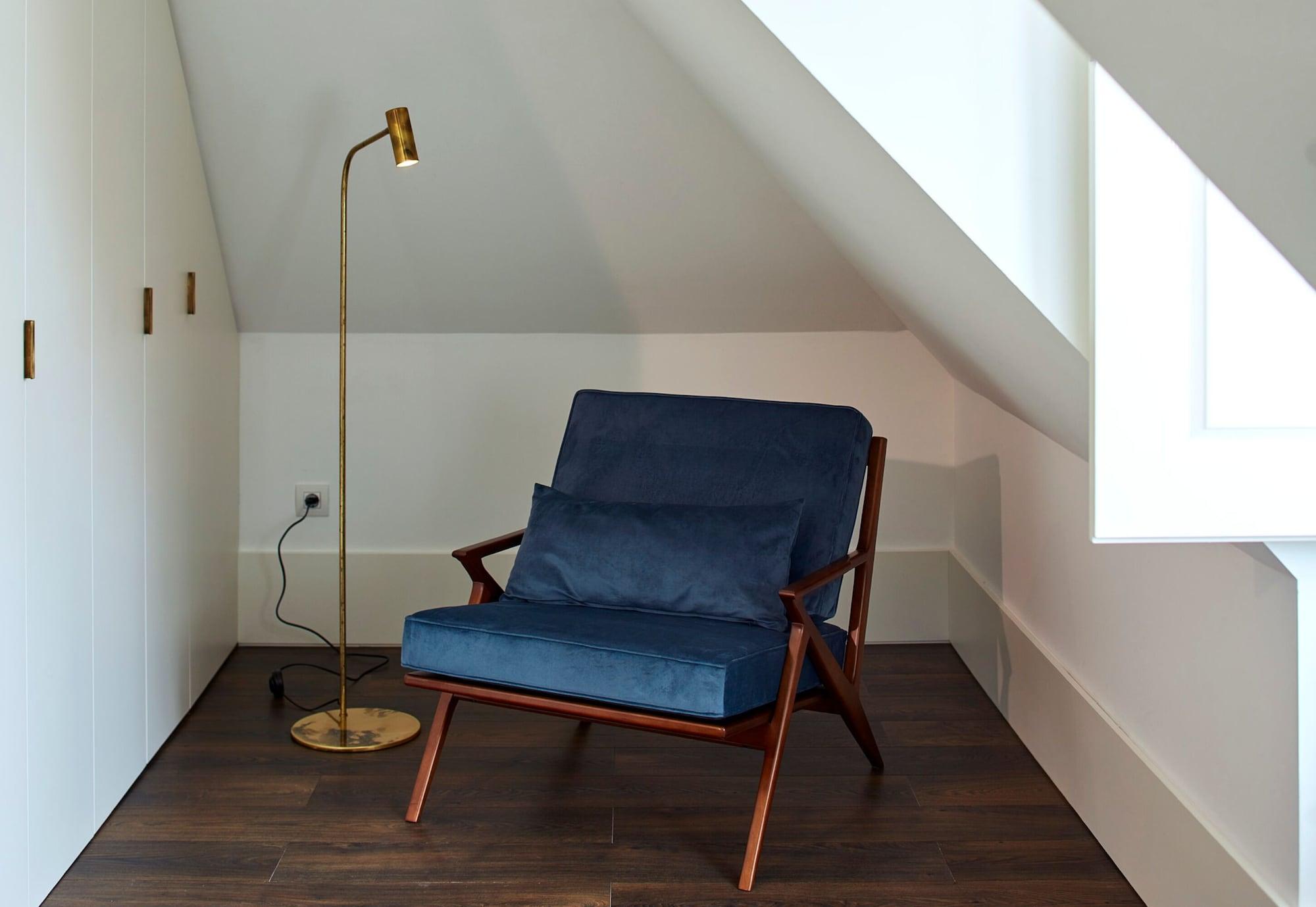 The Lumiares Hotel & Spa - Small Luxury Hotels Of The World Lisbon Exterior photo A floor lamp