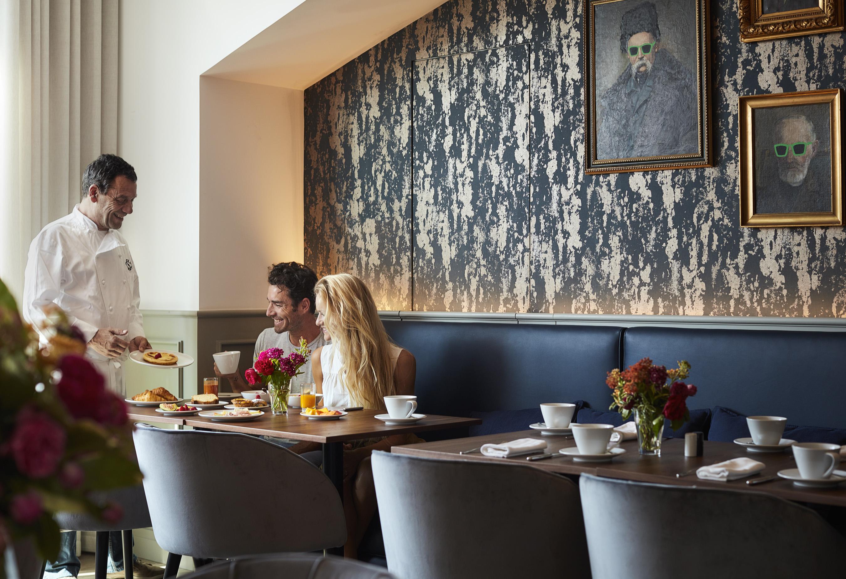 The Lumiares Hotel & Spa - Small Luxury Hotels Of The World Lisbon Exterior photo The restaurant