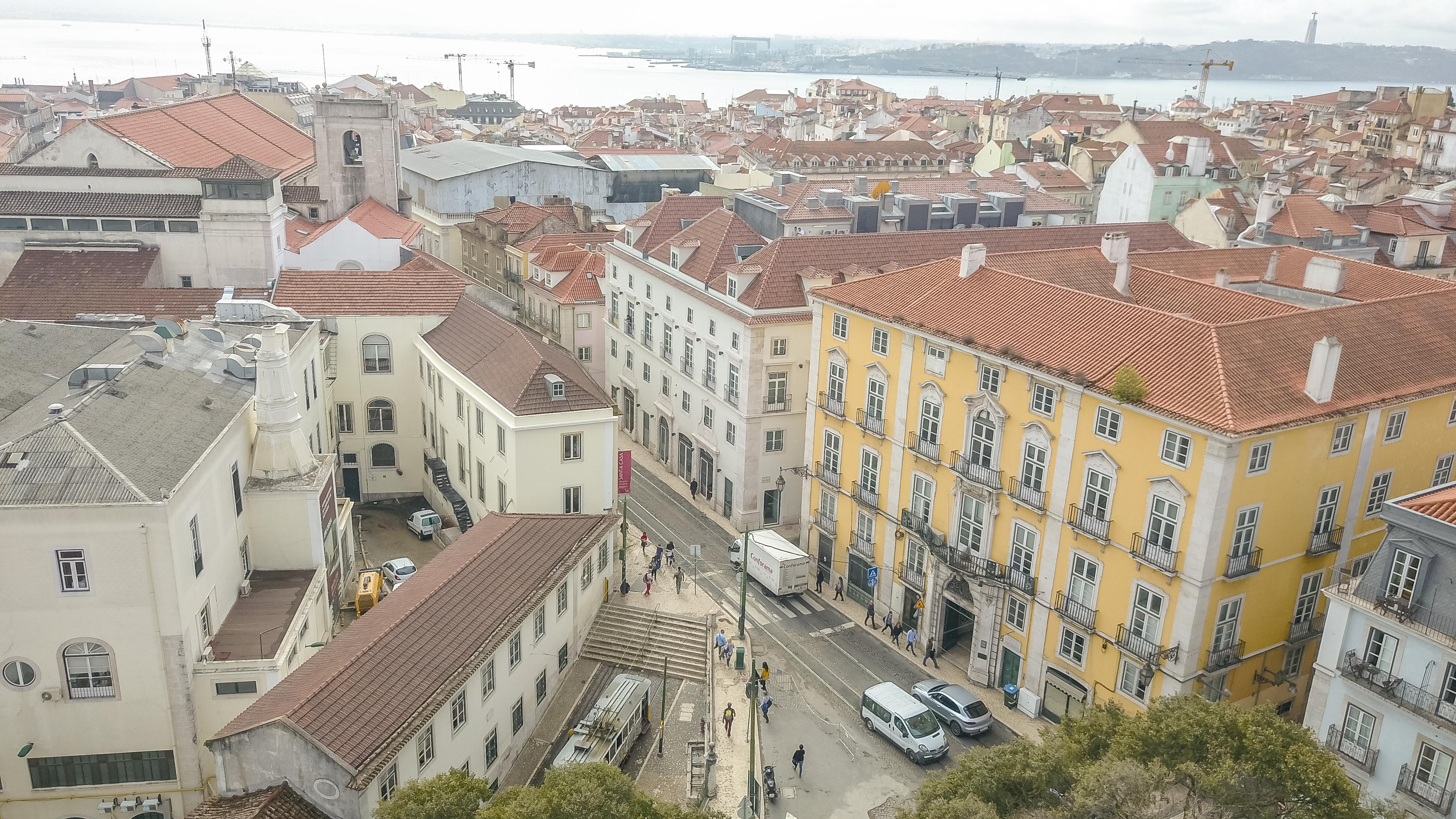 The Lumiares Hotel & Spa - Small Luxury Hotels Of The World Lisbon Exterior photo View of the Baixa from the Castle of São Jorge
