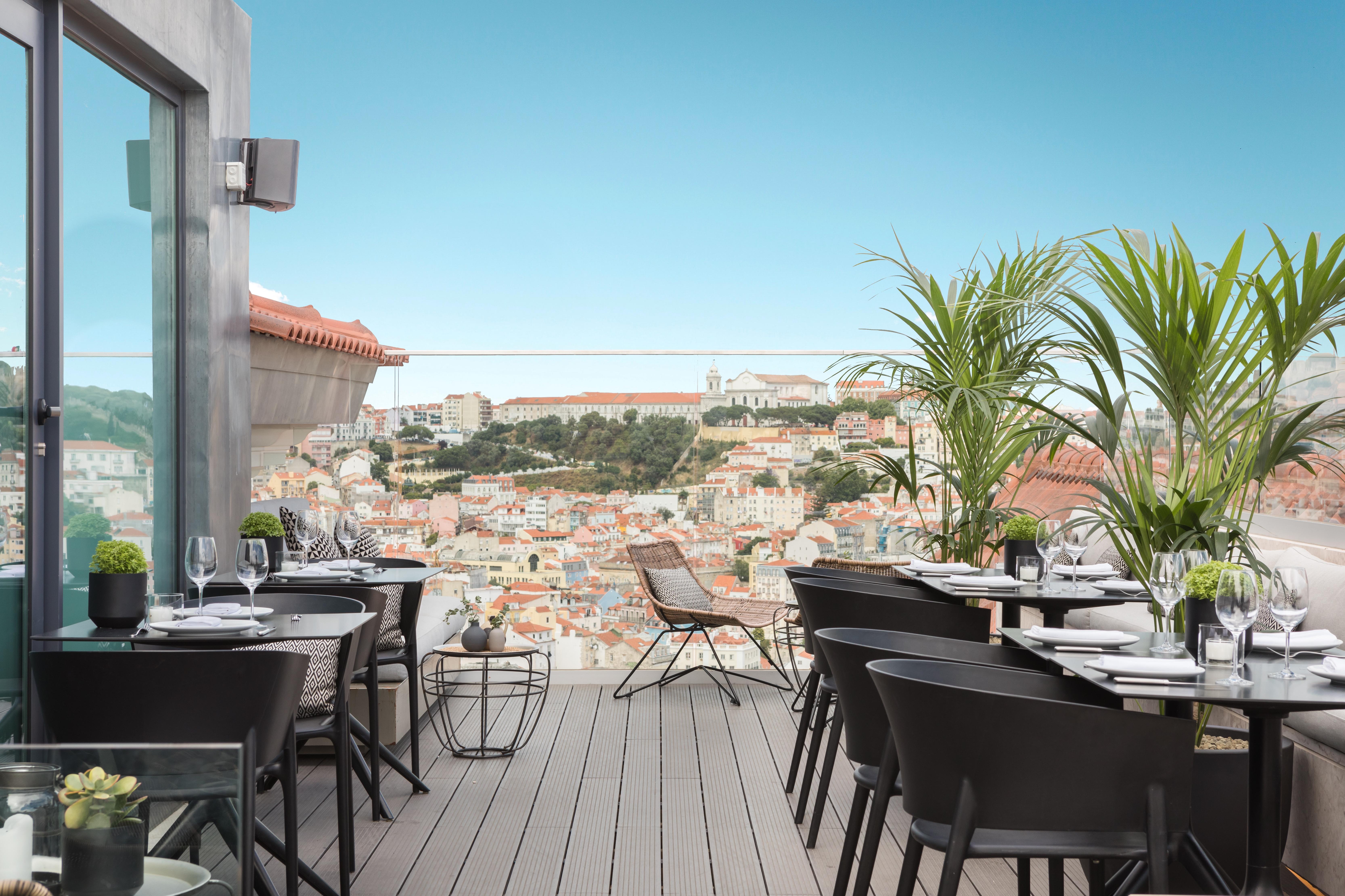 The Lumiares Hotel & Spa - Small Luxury Hotels Of The World Lisbon Exterior photo The View