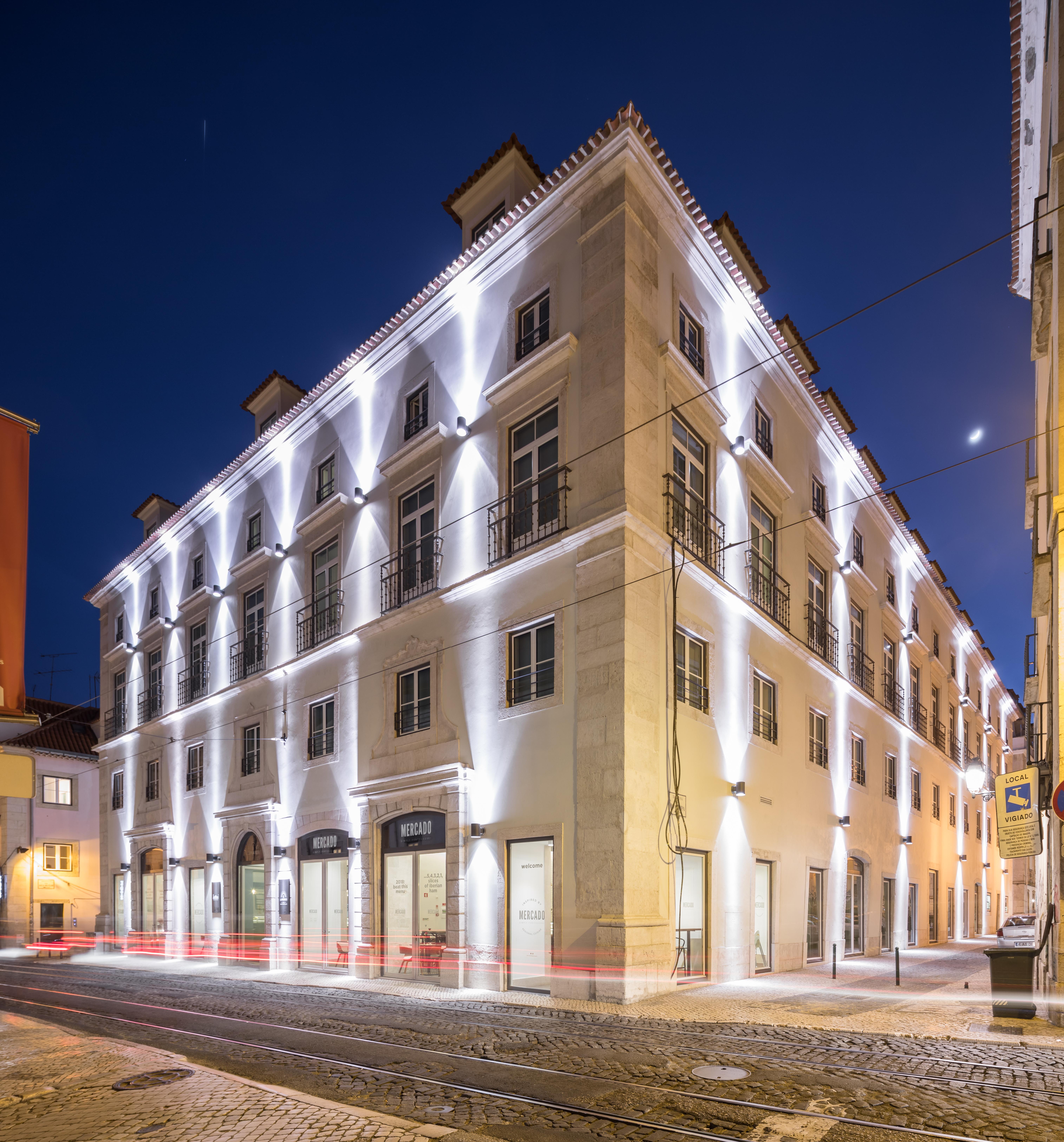 The Lumiares Hotel & Spa - Small Luxury Hotels Of The World Lisbon Exterior photo The building of the University of Novi Sad
